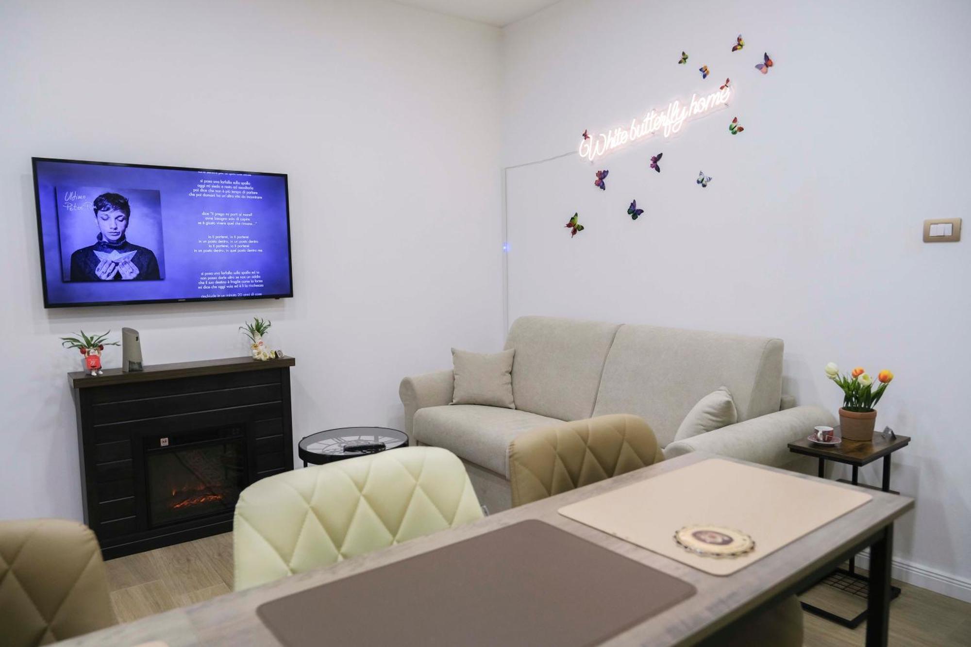 White Butterfly Home ナポリ エクステリア 写真