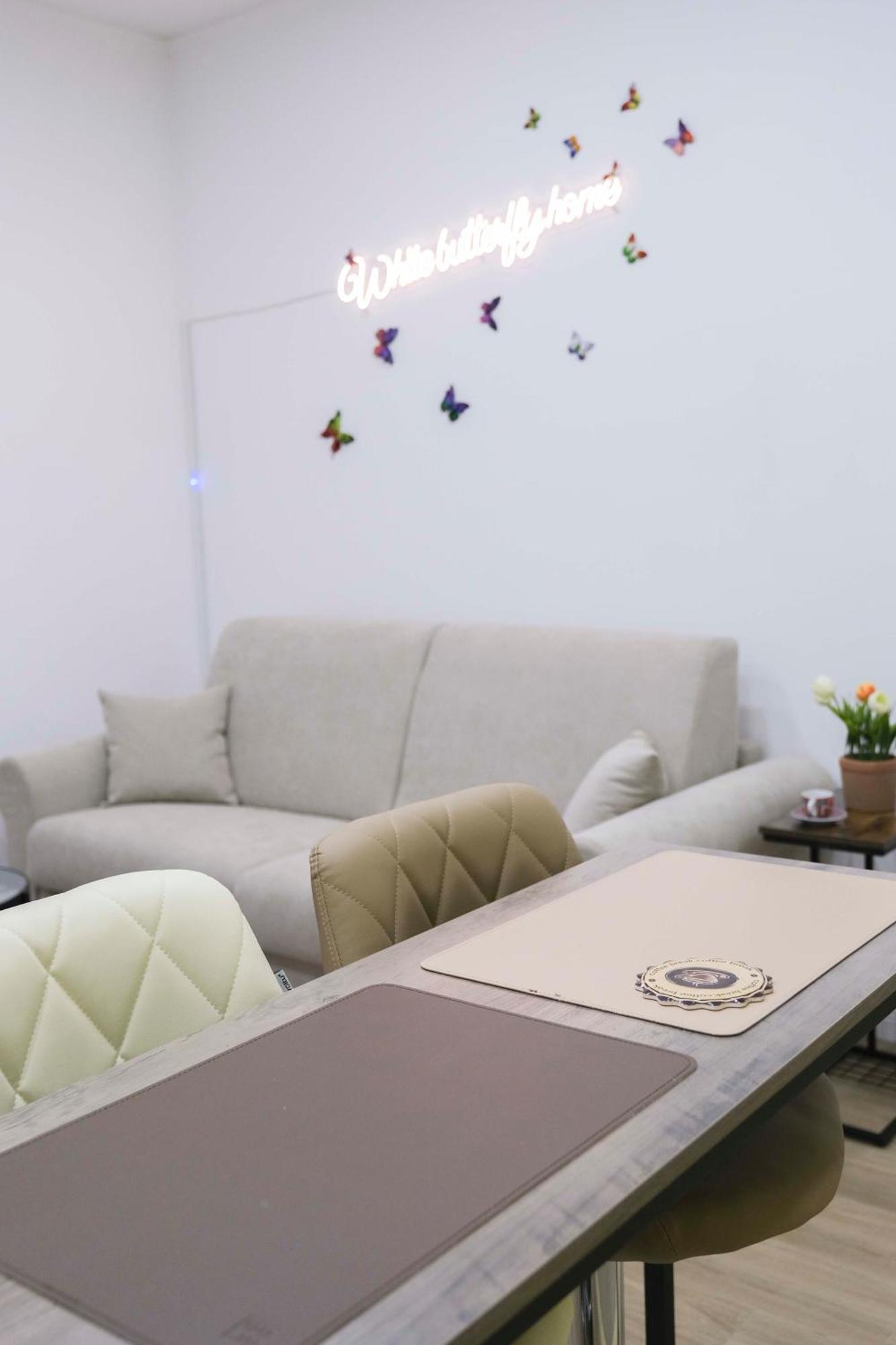 White Butterfly Home ナポリ エクステリア 写真